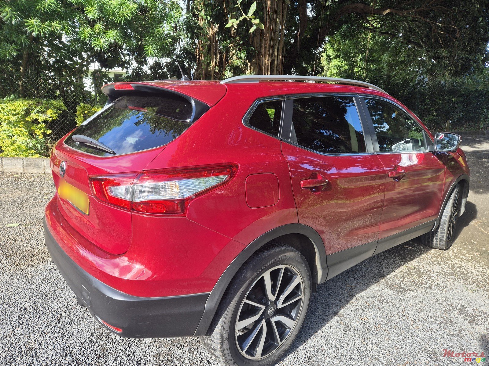 2015' Nissan Qashqai photo #2