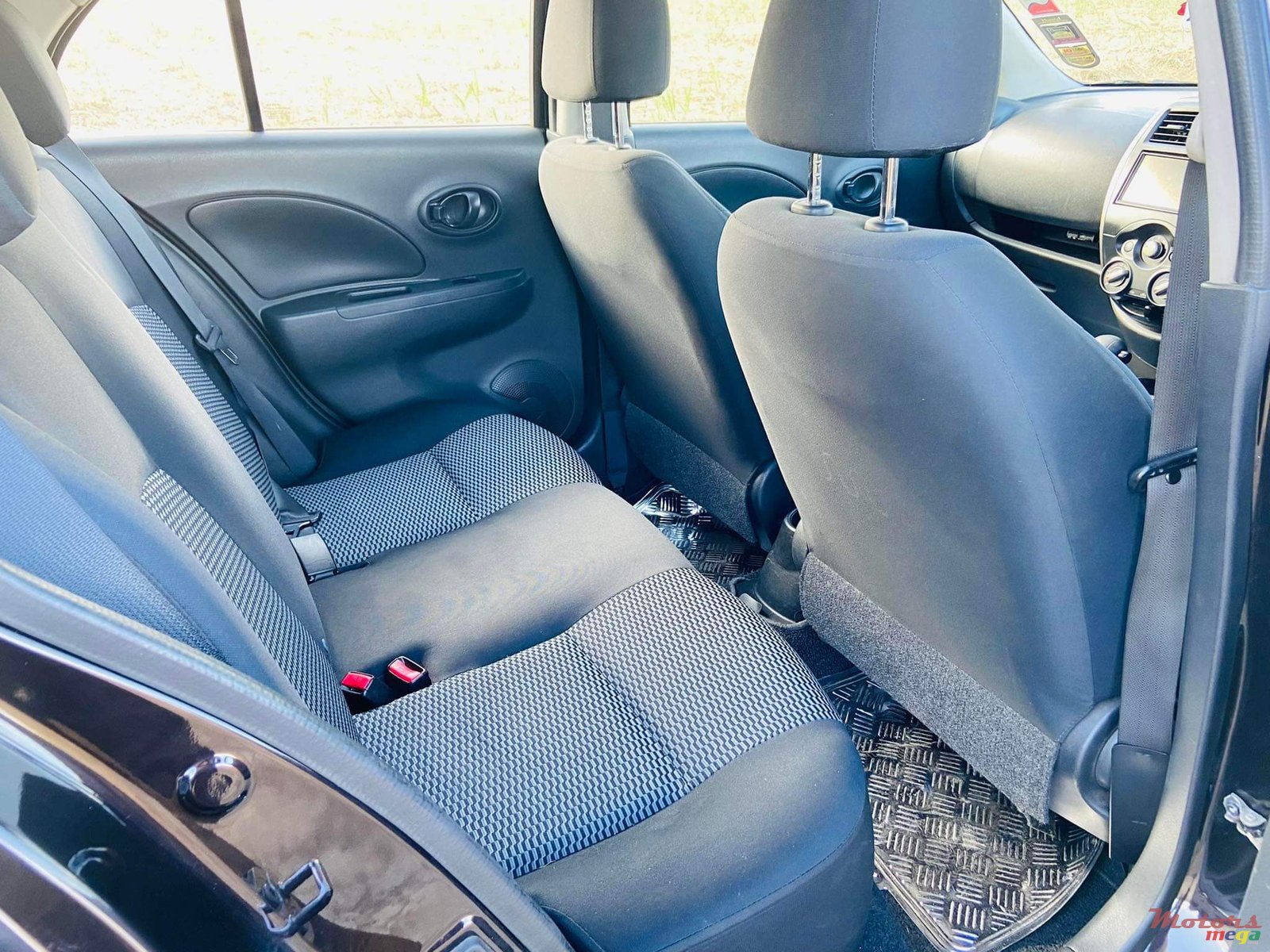 2015' Nissan March Ak13 photo #7