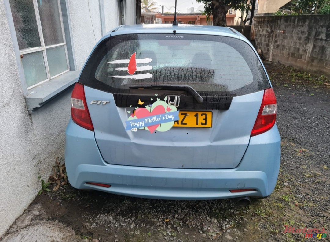 2013' Honda Fit photo #2