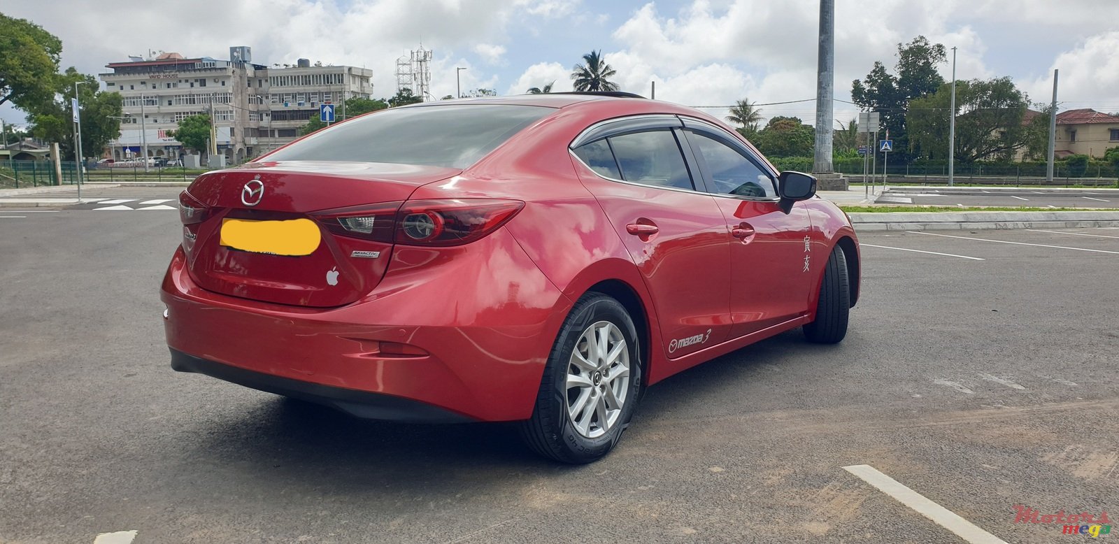 2015' Mazda 3 Skyactiv photo #4