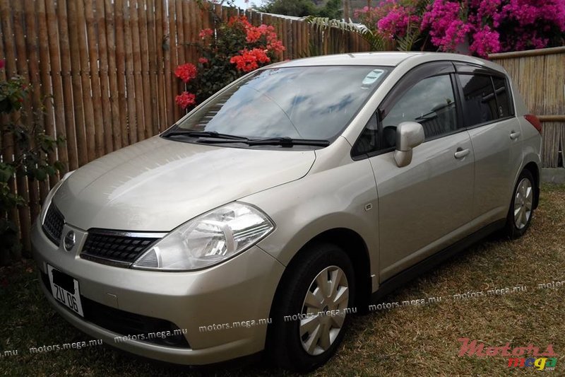 2006' Nissan Tiida none photo #1