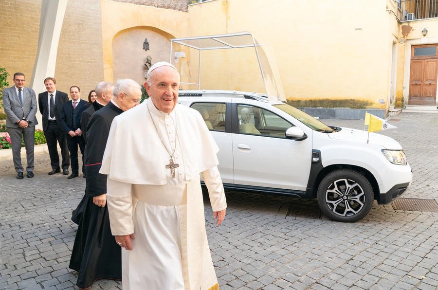 Vatican receives modified Dacia Duster as new Popemobile