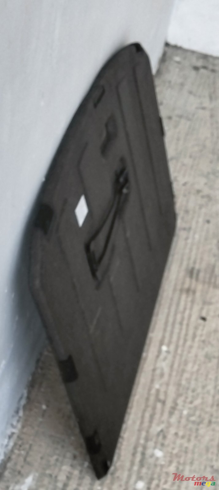 2015' Toyota Vitz photo #2