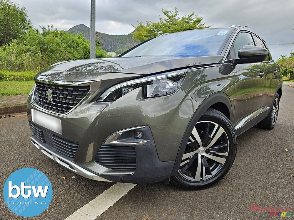 2018' Peugeot 3008 Allure photo #2