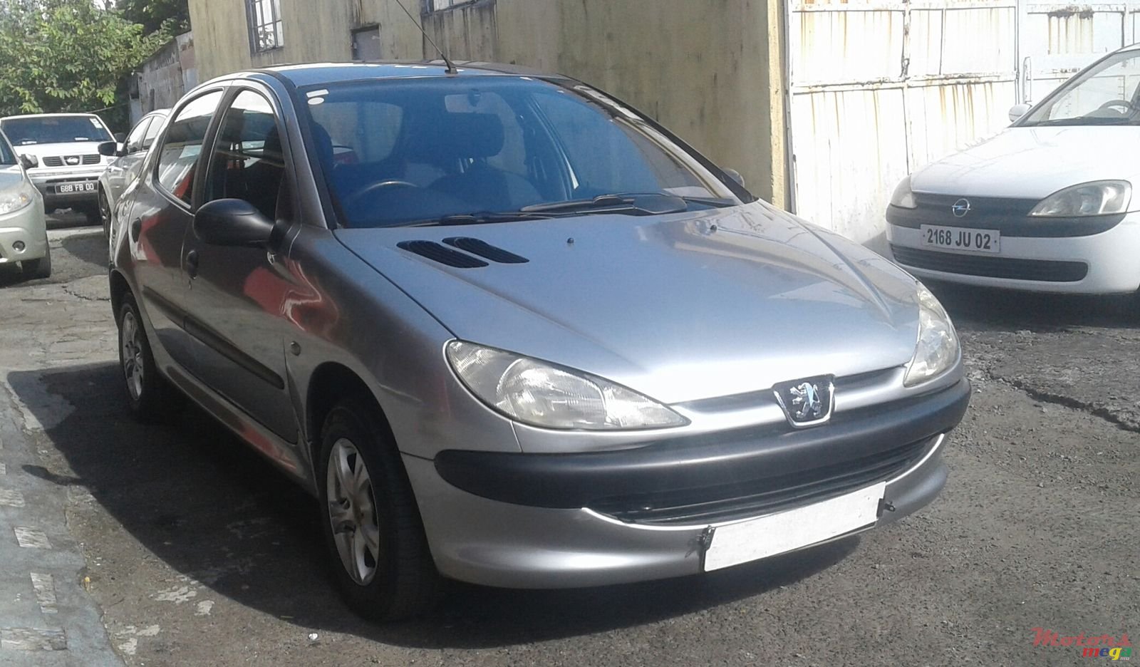 2001' Peugeot 206 photo #1