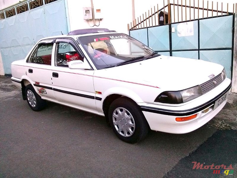 1989' Toyota Corolla EE90 photo #1