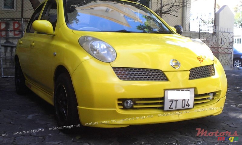 2004' Nissan photo #1