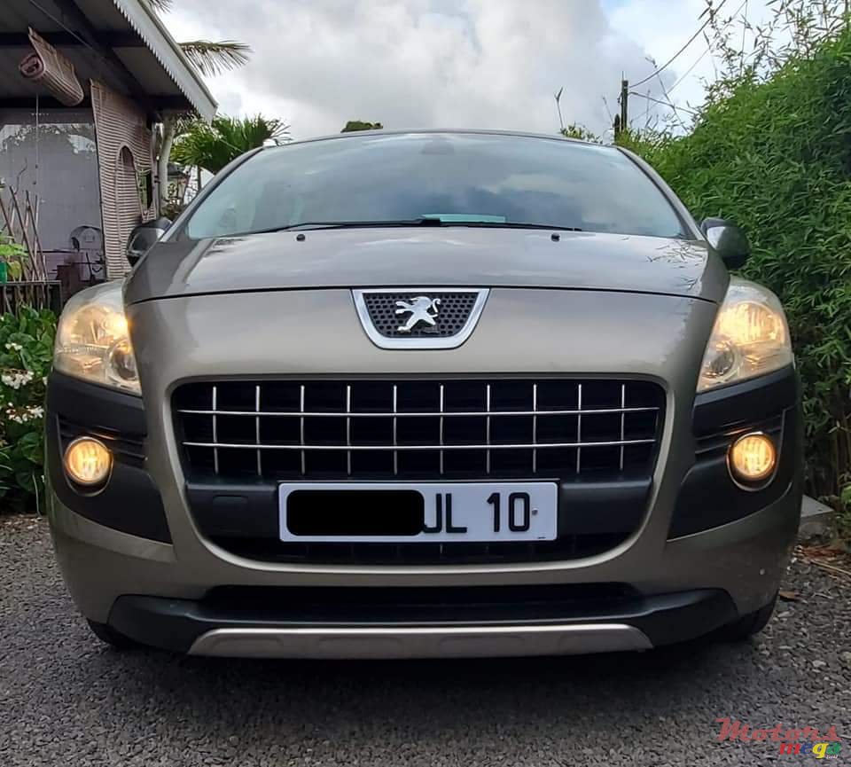 2010' Peugeot 3008 1.6l manual photo #2