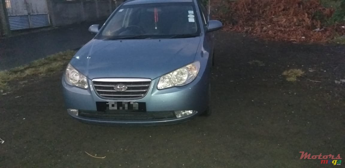 2010' Hyundai Elantra photo #1