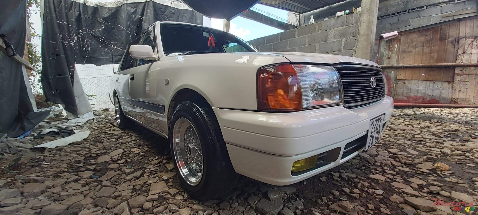 2008' Toyota Crown photo #5