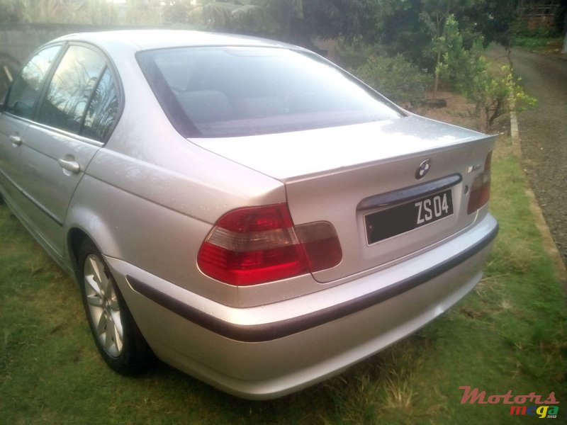 2004' BMW 318 photo #7