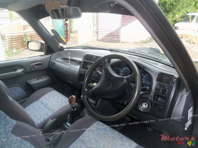 1995' Toyota RAV4 nil photo #1