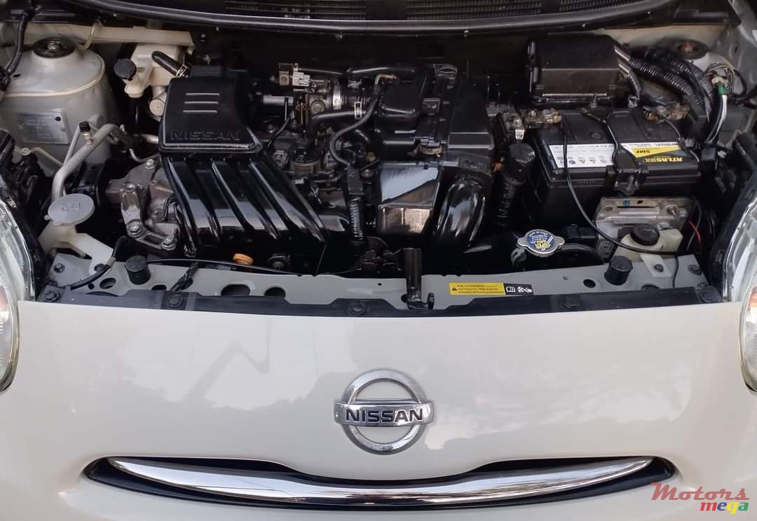 2013' Nissan March photo #5