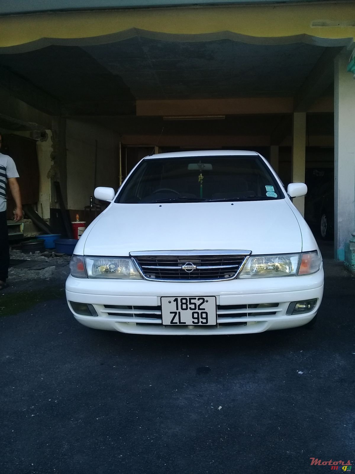 1999' Nissan Sunny B4 photo #1