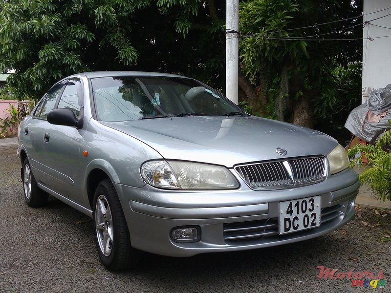 2002' Nissan Sunny photo #5