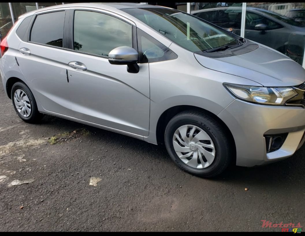 2015' Honda Fit photo #1