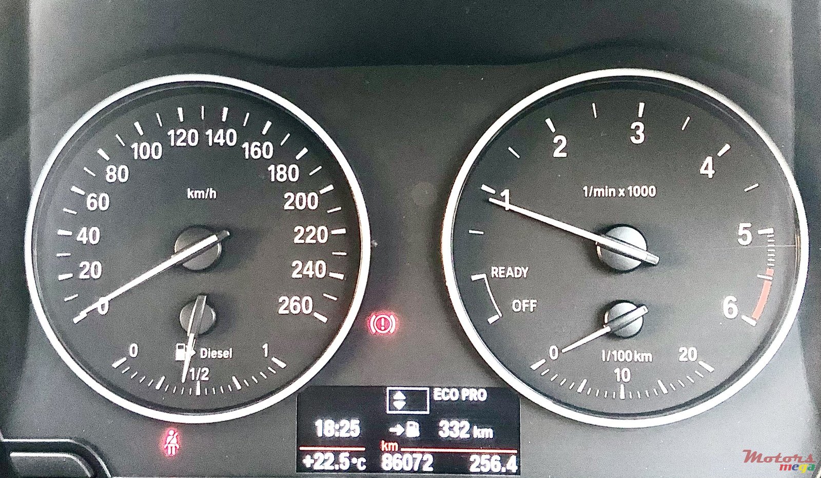 2016' BMW 1 Series 116d Efficiency Dynamics photo #5