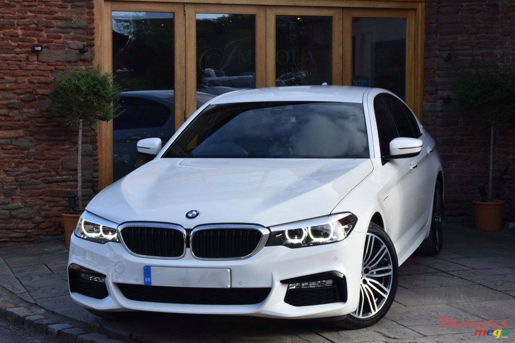 2018' BMW 530 photo #5