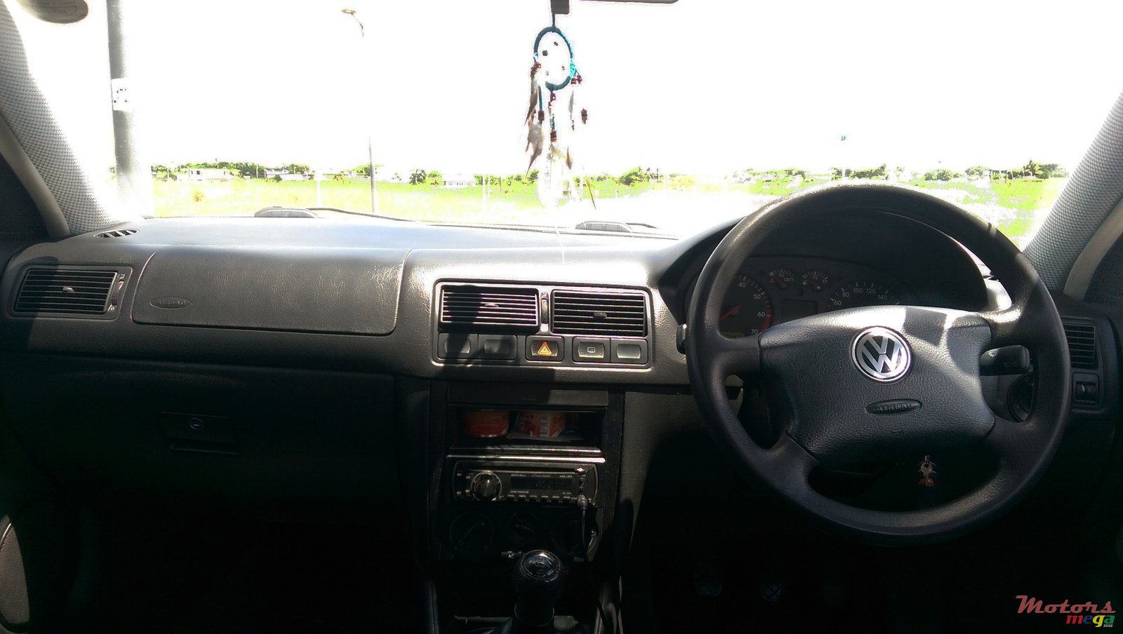 2002' Volkswagen Golf Mk 4 photo #4