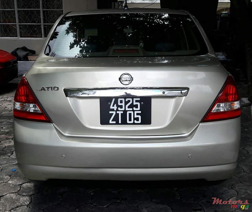 2005' Nissan Tiida photo #3