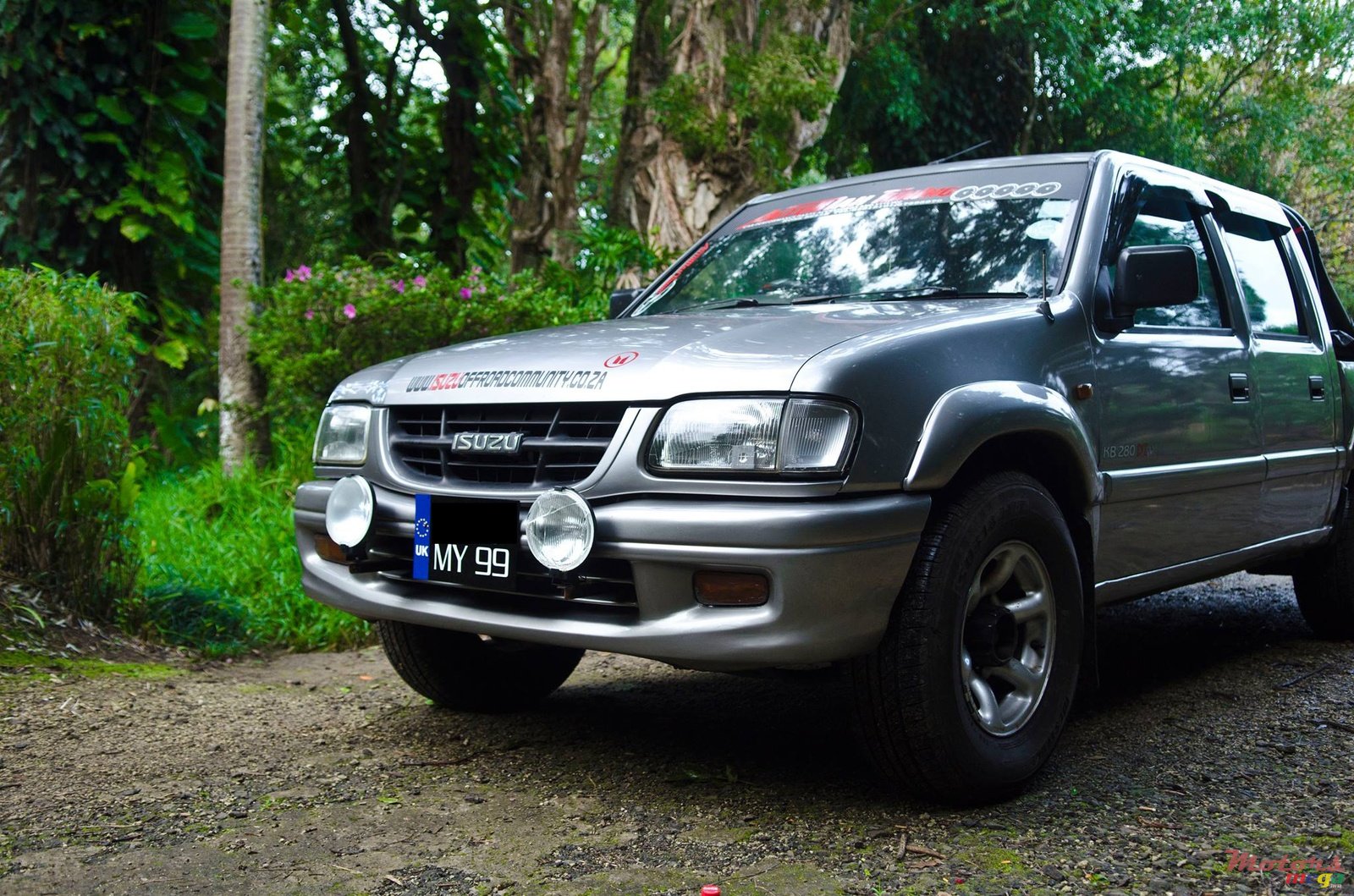 1999' Isuzu KB Series 4x2 photo #1
