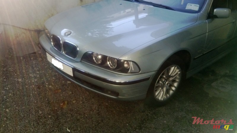 2000' BMW 520i photo #1