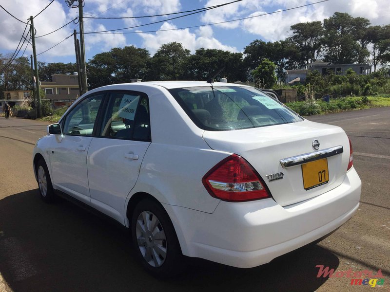 2007' Nissan Tiida photo #3