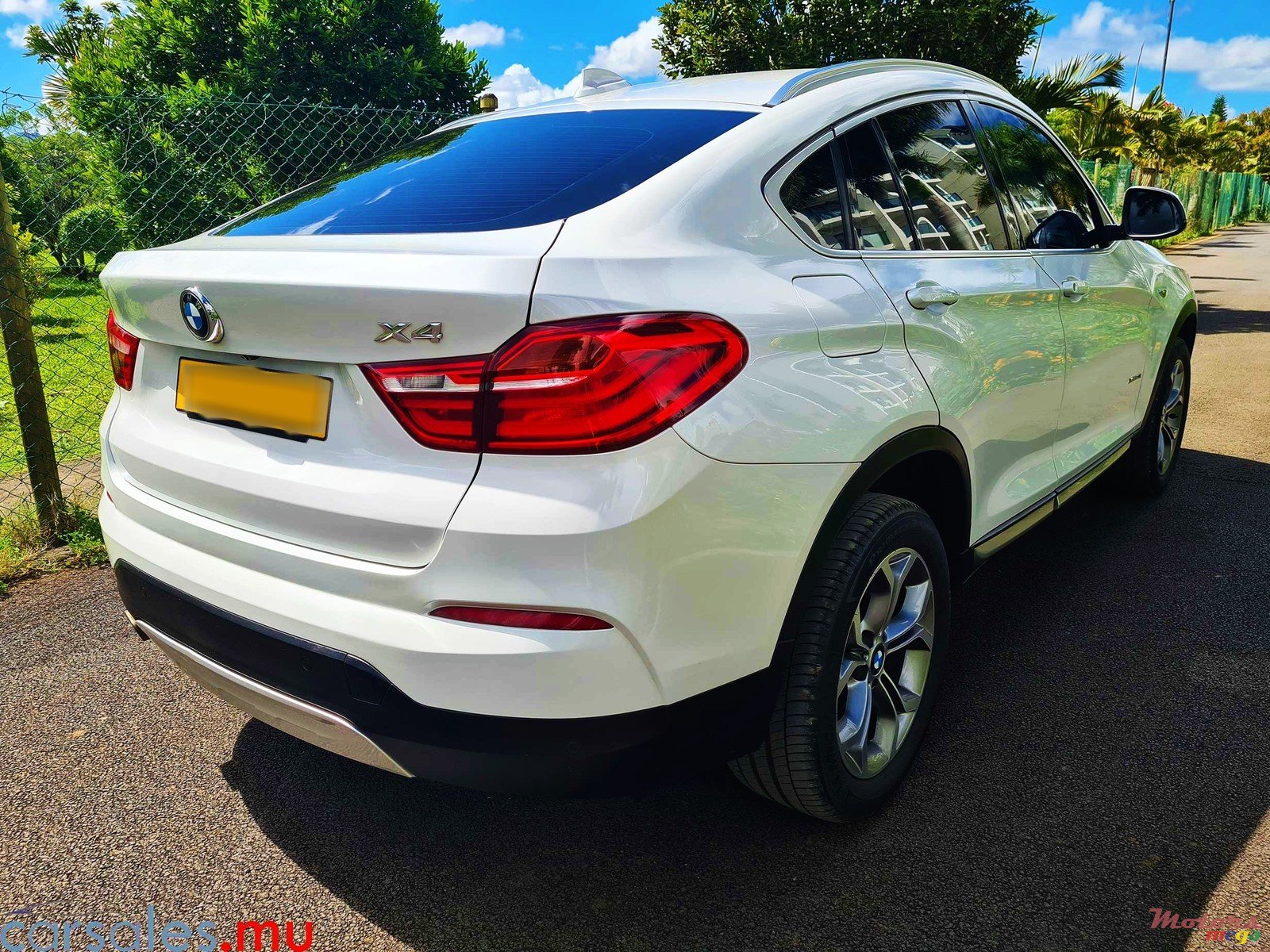 2016' BMW X4 XLine XDrive 20i photo #4