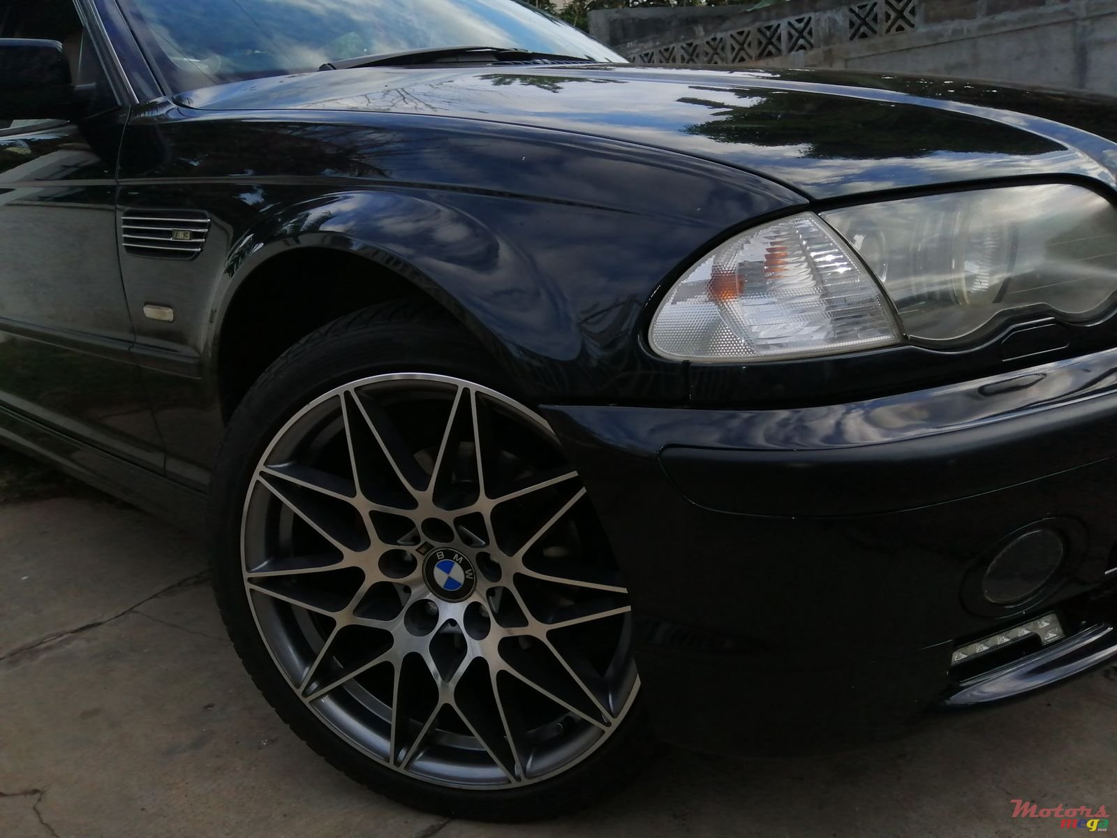 2001' BMW 318 photo #2