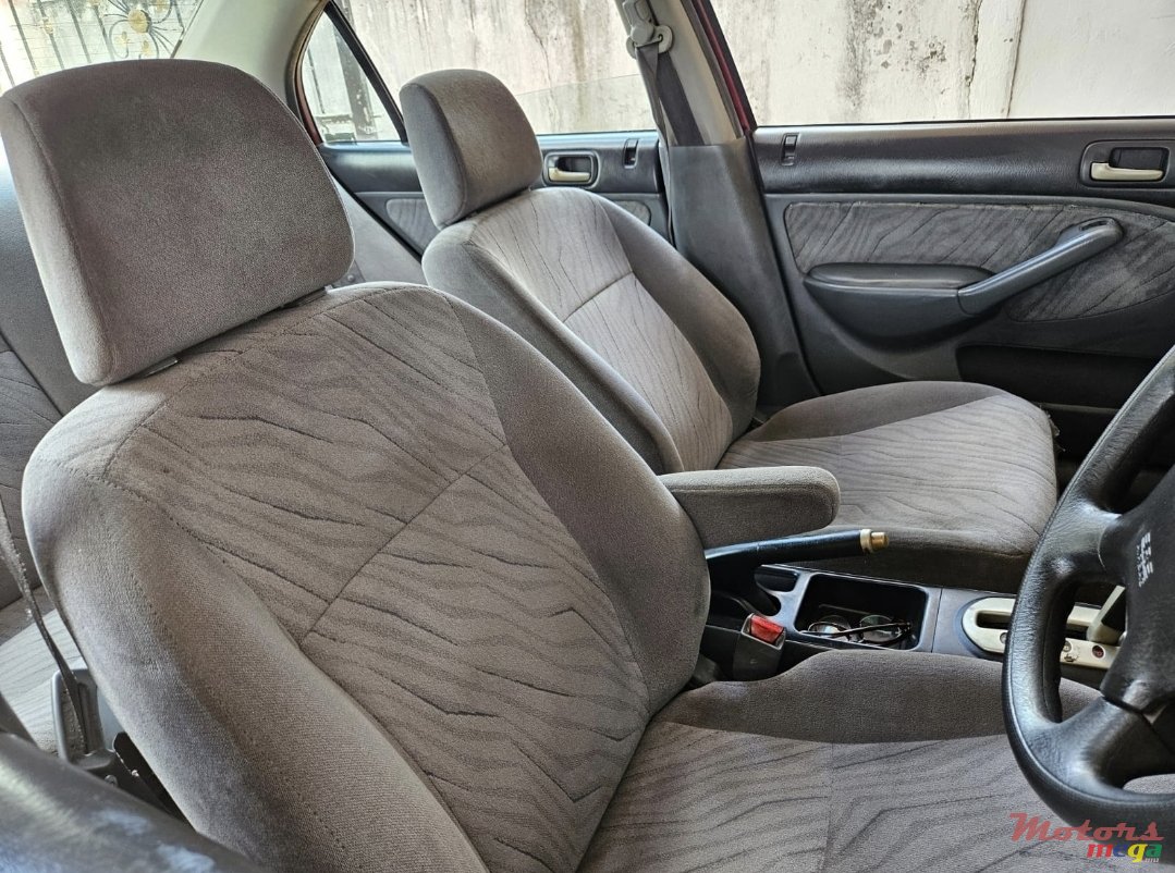 2001' Honda Civic Es8 photo #7