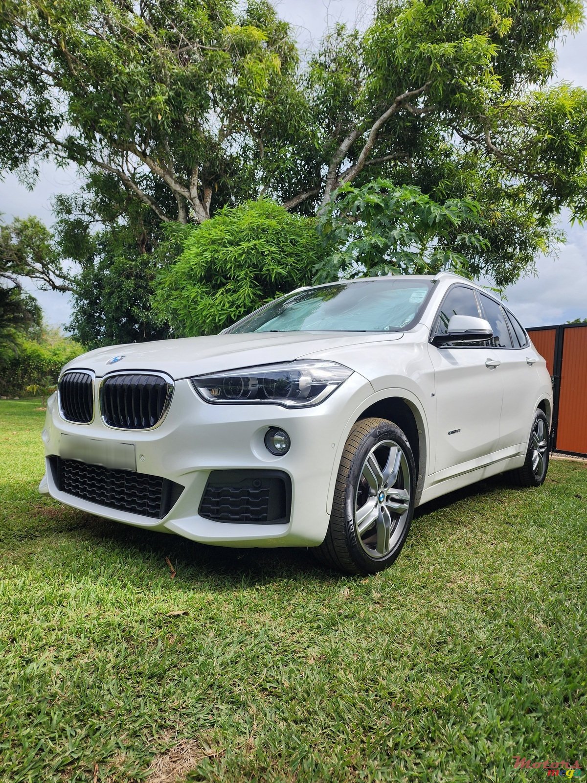 2017' BMW X1 photo #1