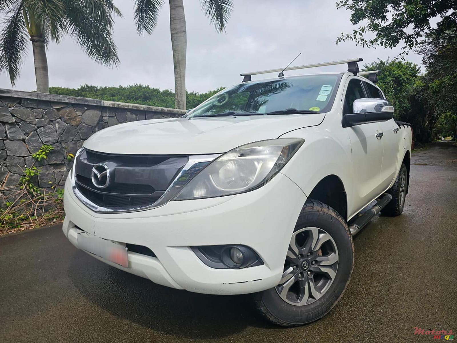 2016' Mazda BT-50 3.2 4x4 photo #1