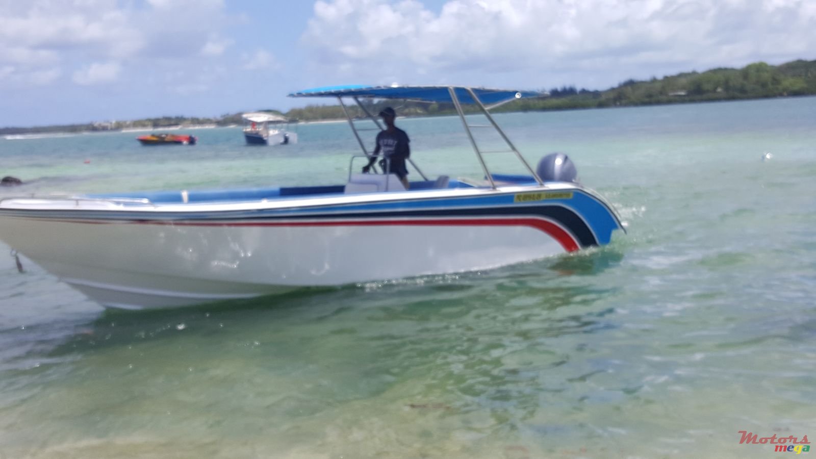 2013' Suzuki photo #1