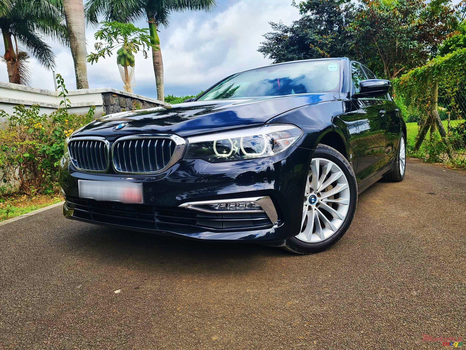 2018' BMW 530 e Luxury Line eDrive photo #1