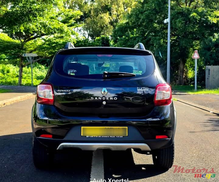 2016' Renault Sandero StepWay Turbo.  Low mileage photo #4