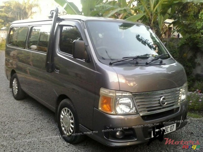 2007' Nissan urvan photo #2