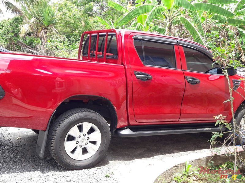 2018' Toyota Hilux photo #1