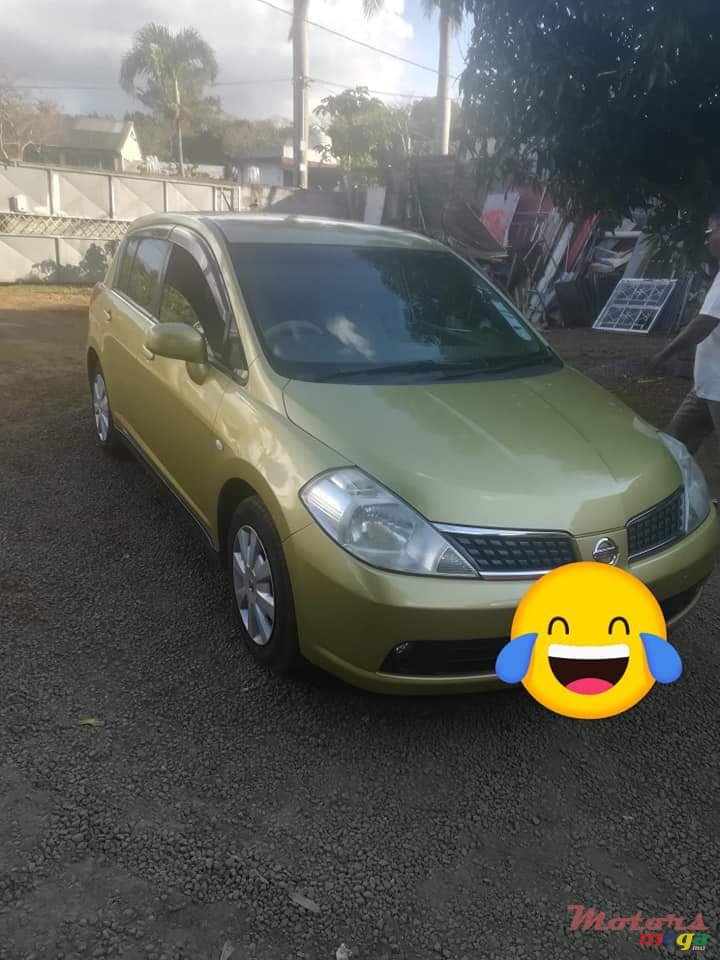 2007' Nissan Tiida photo #2