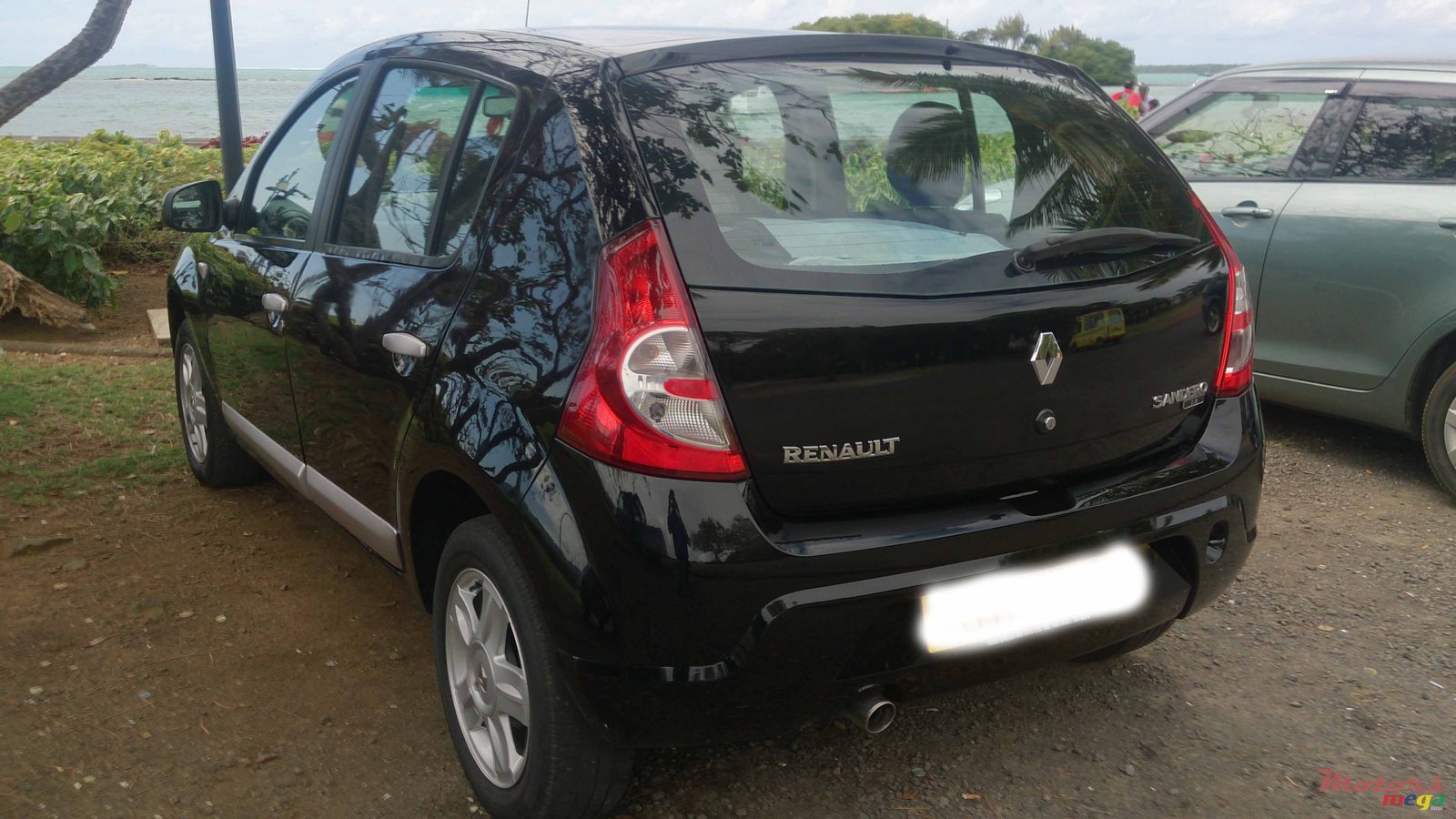 2009' Renault Sandero photo #3