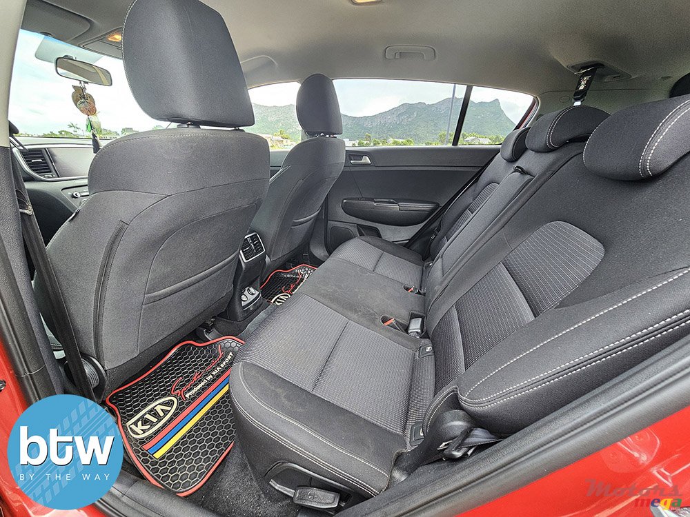 2021' Kia Sportage photo #5