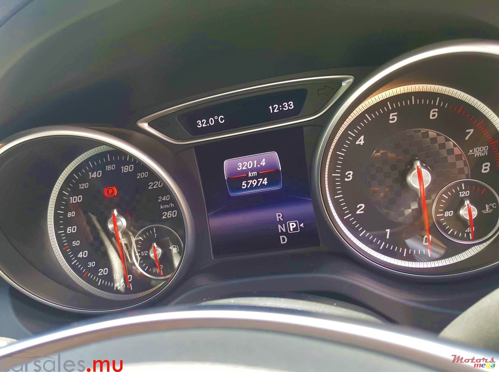 2017' Mercedes-Benz A 180 AMG Line photo #6