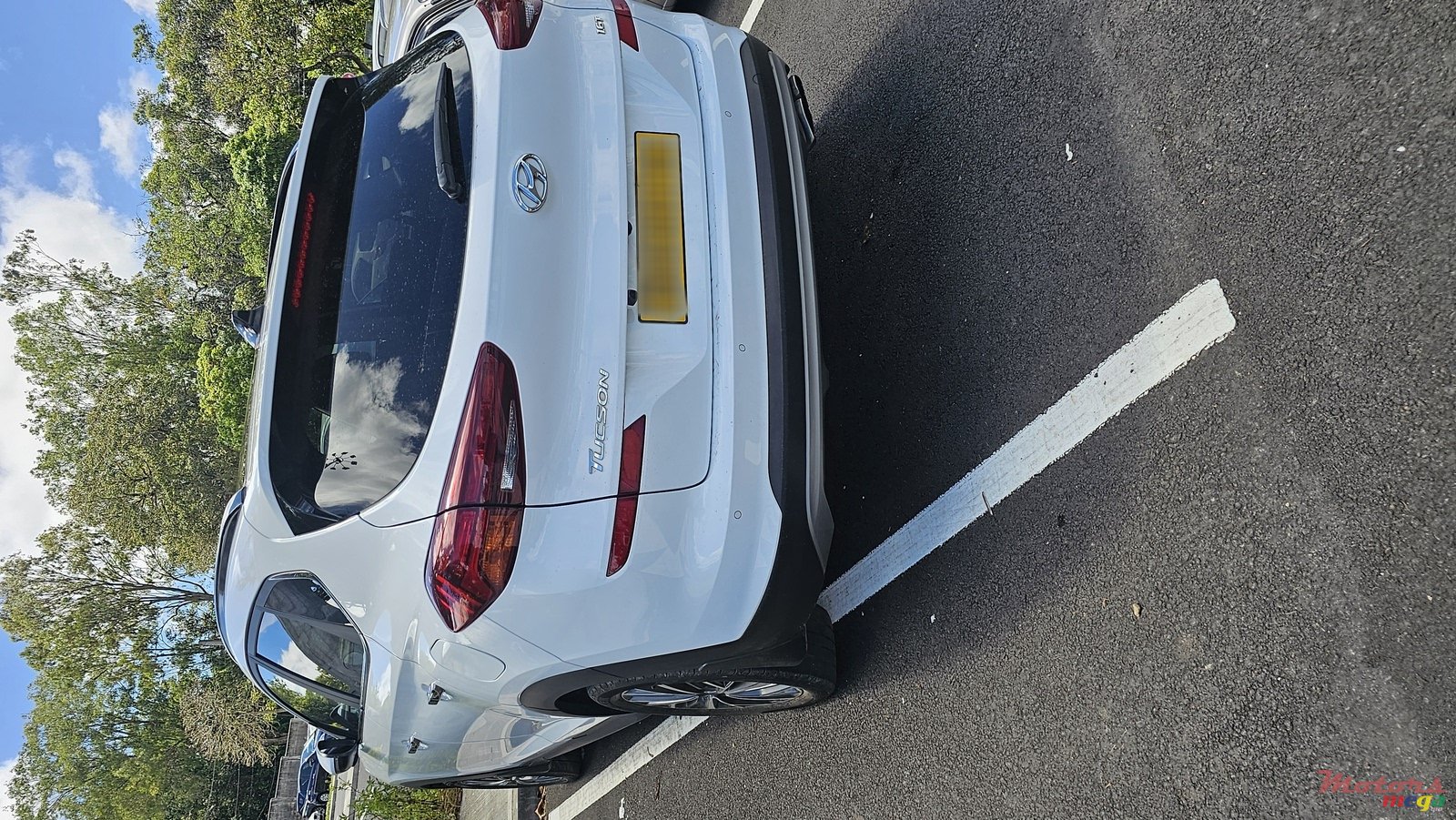 2020' Hyundai Tucson Full executive photo #2