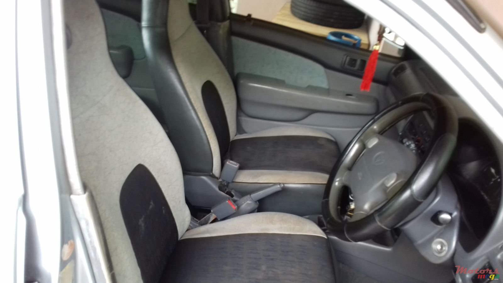 1997' Toyota Starlet photo #3