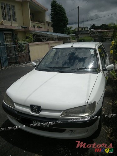 1999' Peugeot photo #1