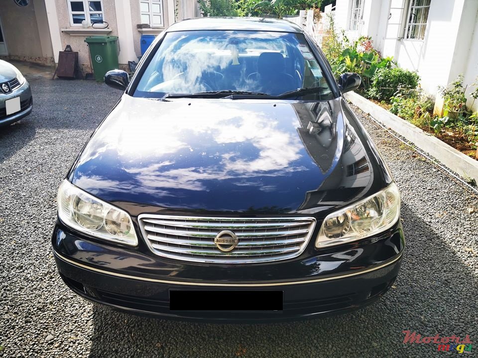 2003' Nissan Sunny N17 photo #1