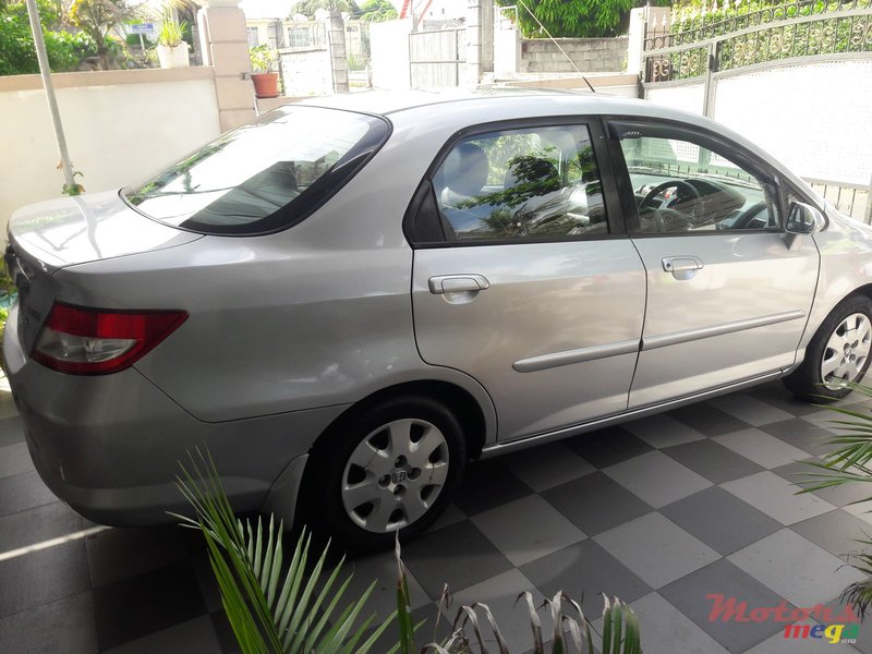 2003' Honda City photo #2