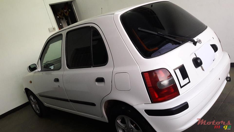 1999' Nissan March photo #2