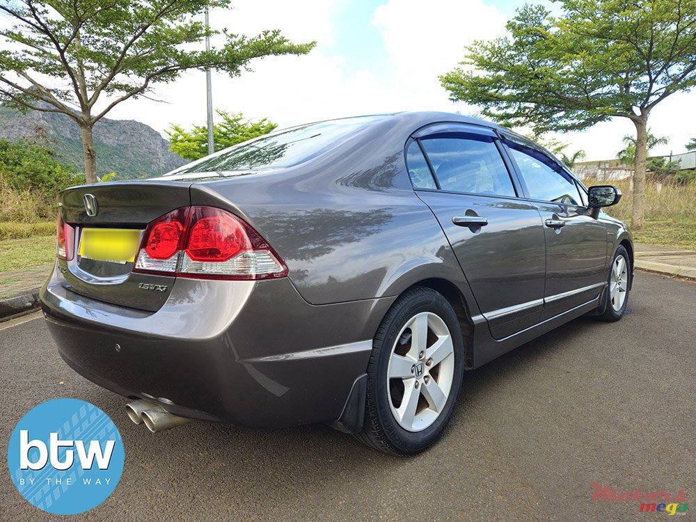 2010' Honda Civic FD photo #3