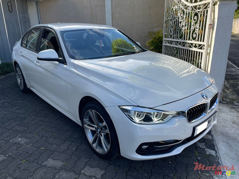 2018' BMW 318i photo #1