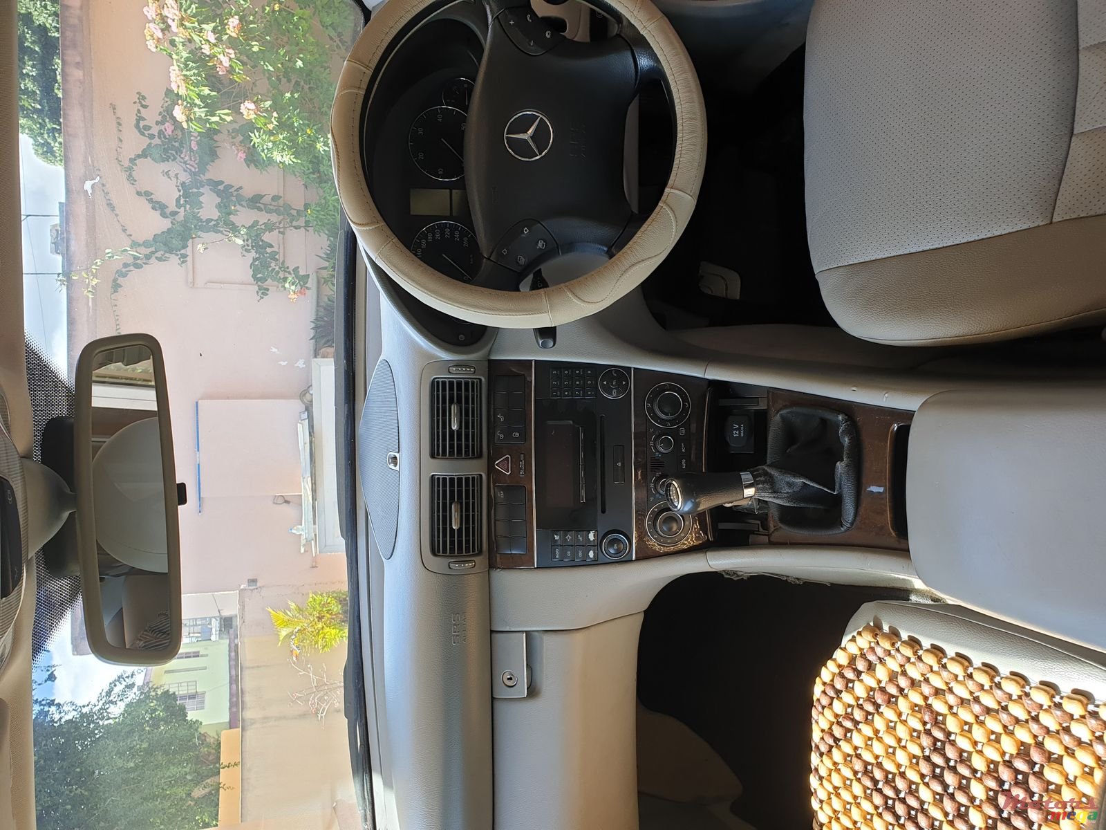 2006' Mercedes-Benz 220 photo #3